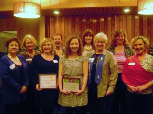 SI members with winners